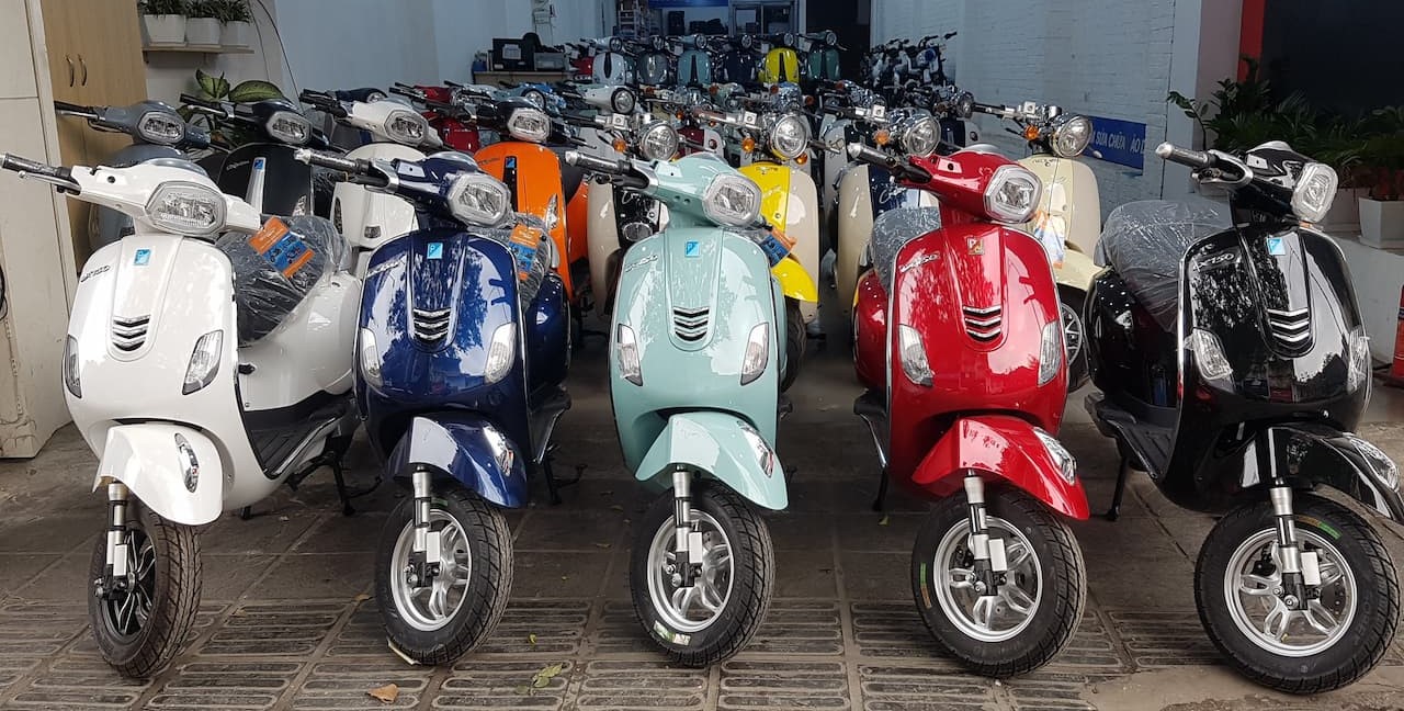 Hệ thống cửa hàng xe máy điện vespa chính hãng