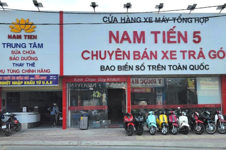 cua-hang-xe-may-nam-tien